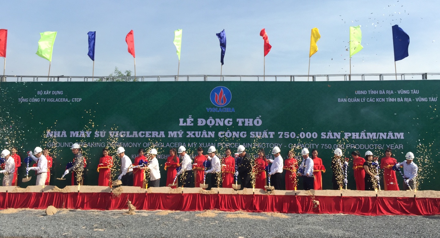(DNVN) - Động thổ nhà máy sứ Viglacera Mỹ Xuân - tỉnh Bà Rịa Vũng Tàu